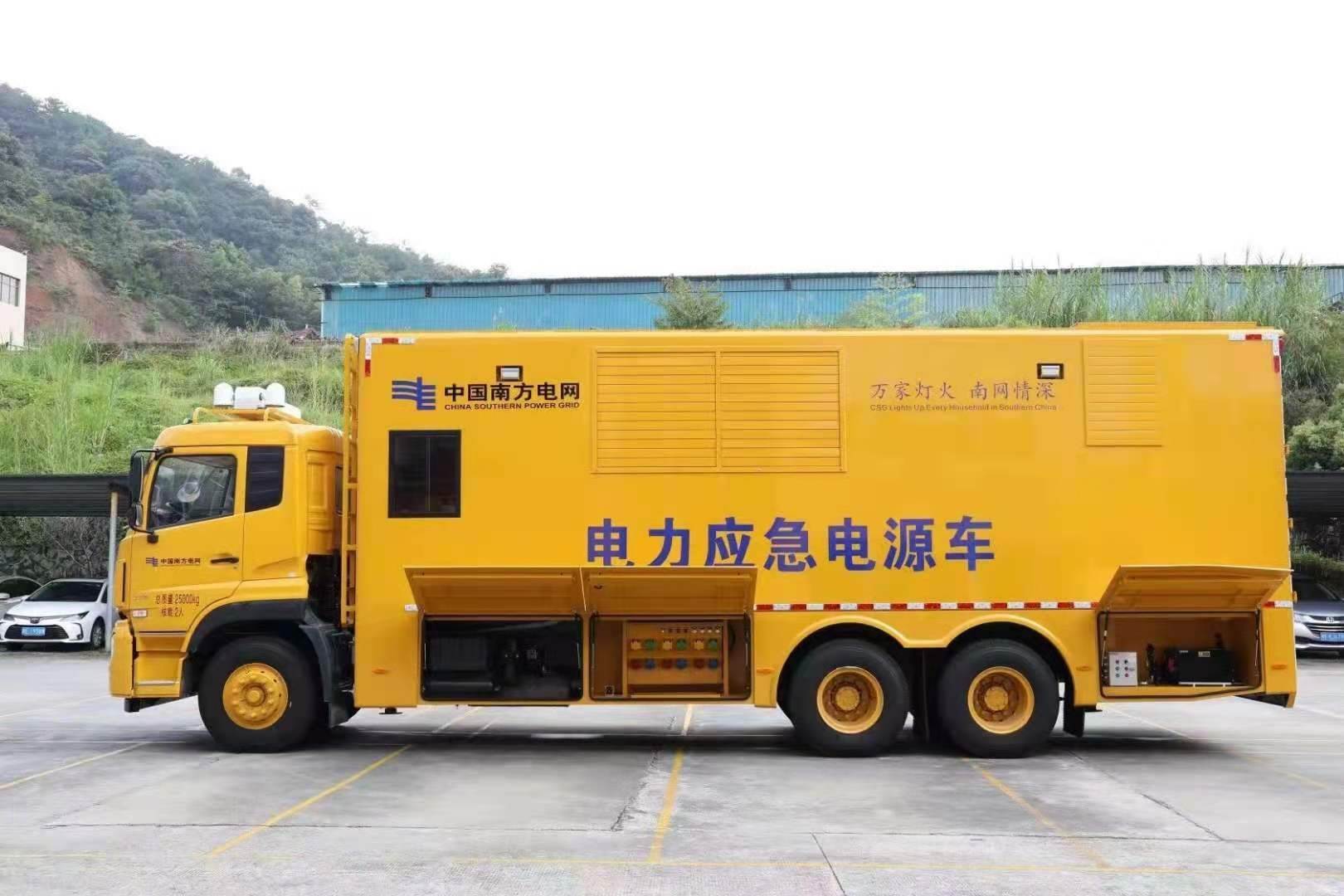 德钦安康大型柴油发电机发电车UPS电源出租租赁